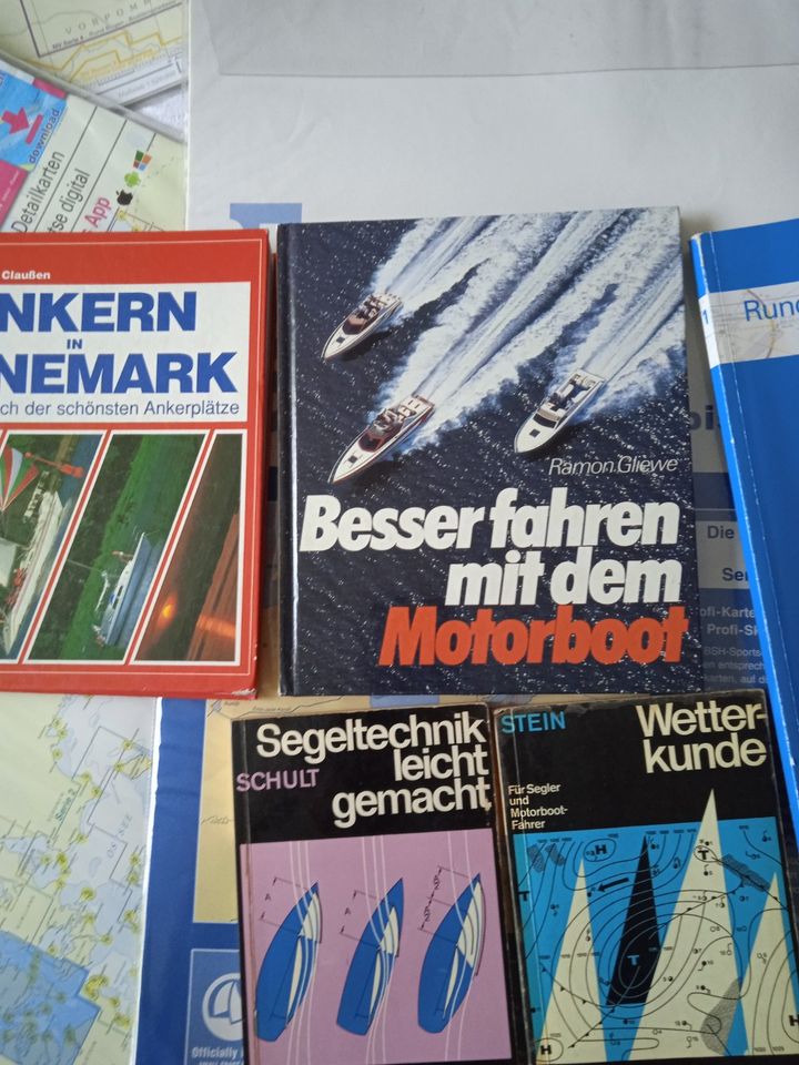 Seekarten und Bücher Segeln und Motorboot Siehe Bilder !!! in Pinneberg