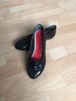 Ballerinas Schwarz Lack Kunst Leder Gr.36 Loafer Slipper Nordrhein-Westfalen - Gummersbach Vorschau