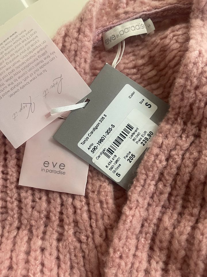 Eve in Paradise Jacke Strickhülle rosa Gr. 36 LP 239,90 Euro in Abensberg