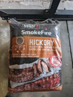 Räucher Holzpellets Räucherpellets Weber Grill 9kg Hickory/Eiche Hessen - Seligenstadt Vorschau