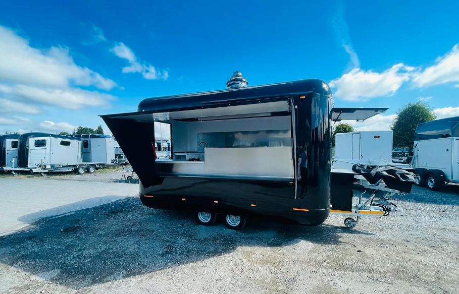 SOFORT GFK Foodtrailer Verkaufsanhänger Imbisswagen Foodtruck in Bielefeld