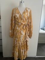 Maxikleid mit Wickelschnitt Niedersachsen - Braunschweig Vorschau