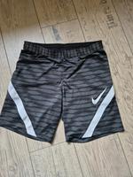 Nike Sport Shorts Dri Fit Gr.M Sachsen - Tauscha Vorschau