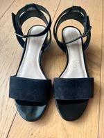 Clarks Ledersandale. Frankfurt am Main - Westend Vorschau