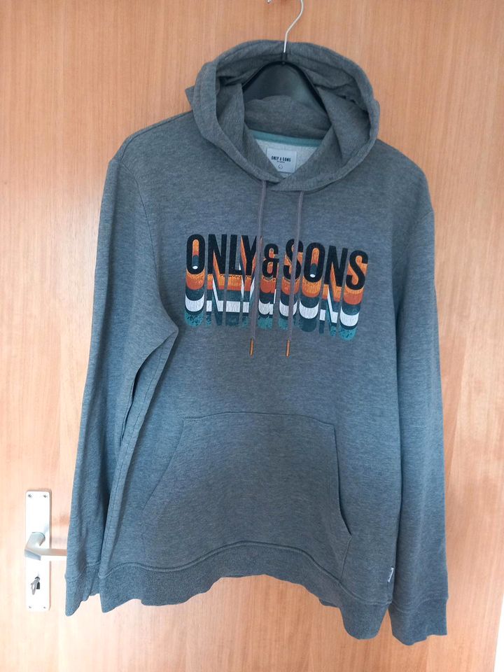 Herren Hoodie Gr.L in Arnsberg