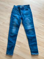 Levi´s Damen/Mädchen Jeans 710 Super Skinny, Größe 24 Inch Baden-Württemberg - Rastatt Vorschau