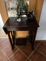Nähmaschine Köhler mit guterhaltenen Tisch. Sachsen-Anhalt - Dessau-Roßlau Vorschau