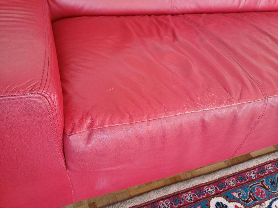 Sofa Echtleder rot, L-Form in Sulzfeld am Main