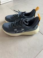 Under Armour Sportschuhe 37,5 (36) HOVR MEGA Hessen - Dieburg Vorschau