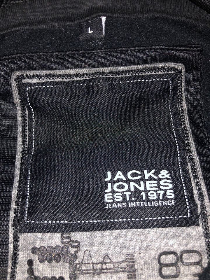 Jack&Jones Sweatjacken schwarz und grau gr. S,L in Dittelbrunn