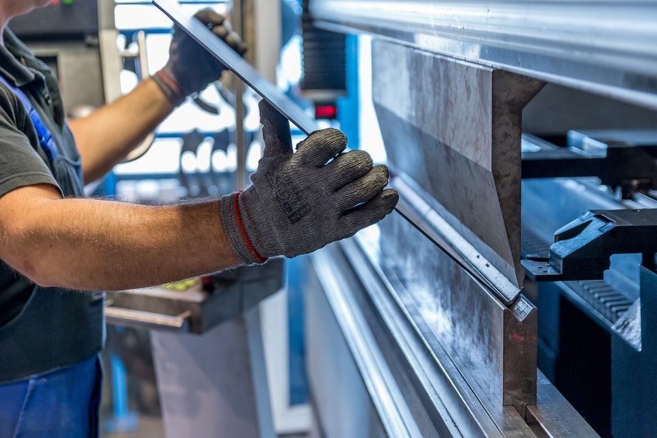 Voll/Teilzeit Umschulung 04/24 Fachkraft Metalltechnik in Donau. in Donaueschingen