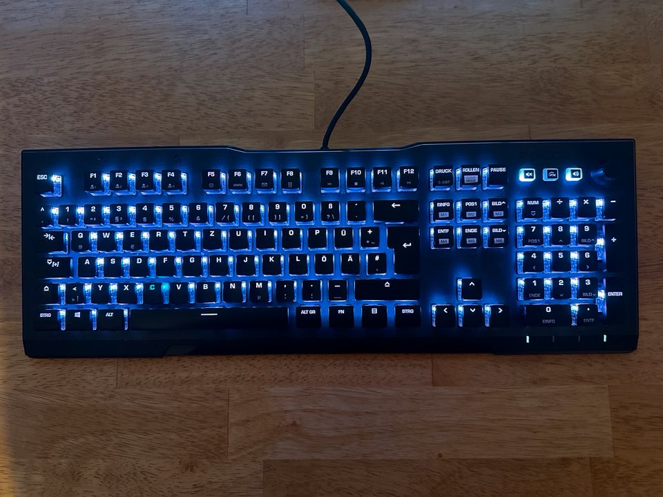 Roccat Vulcan 121 Aimo Gaming Tastatur in Berlin