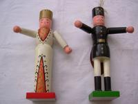 Weihnachtsengel DDR alt 2 Stk. ca. 25cm hoch Sachsen - Riesa Vorschau