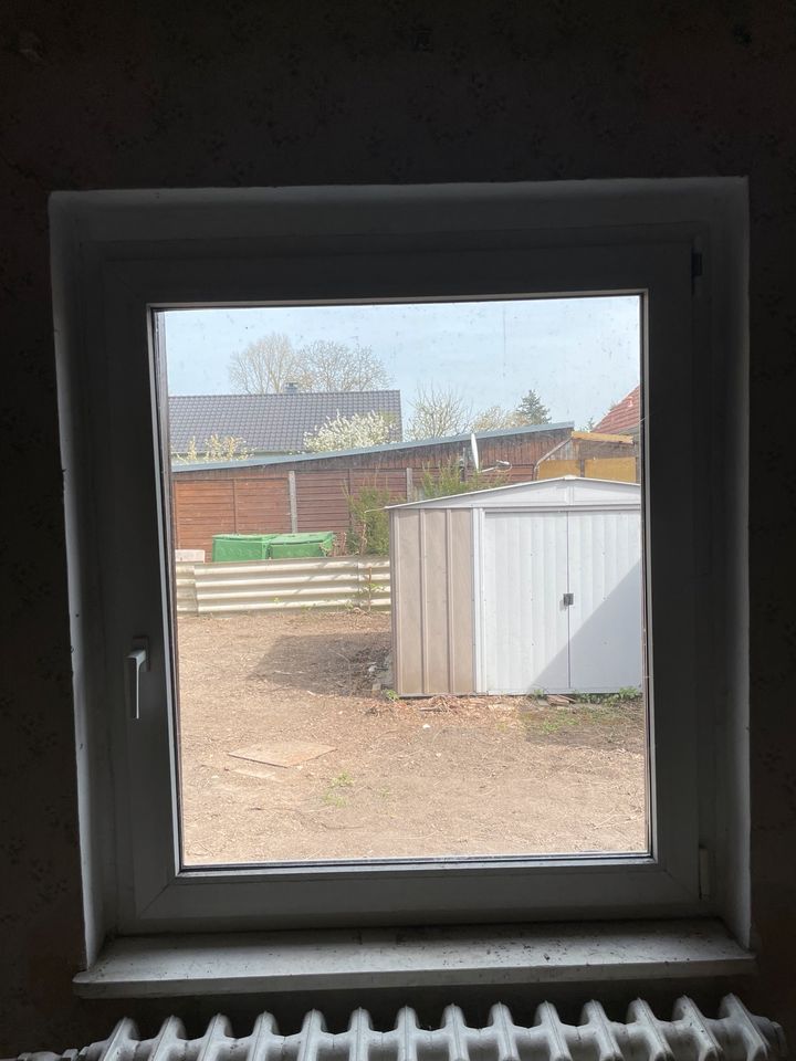Fenster weiß Rahmen ca.  117x132 cm in Taucha