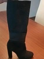 Buffalo Stiefel schwarz, Gr. 40 , Absatz 10 cm Hessen - Gießen Vorschau