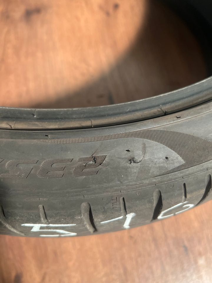 4 x Sommer Tesla 235/35 R20 92Y TO ***DOT*21 6,0 mm*** in München