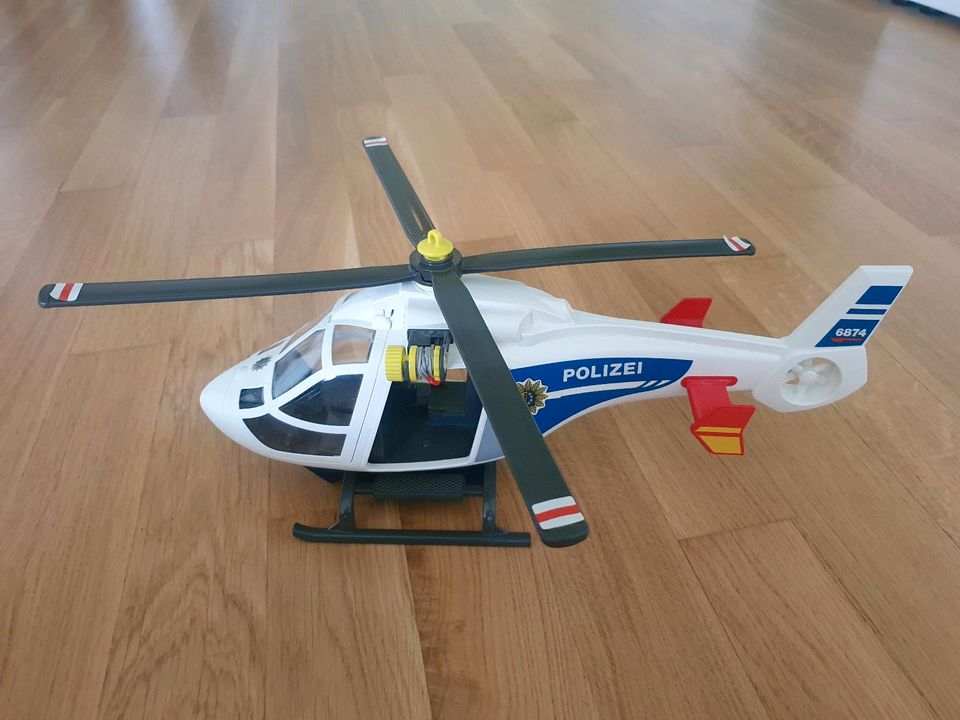 PLAYMOBIL City Action 6874 Polizei-Helikopter mit Licht in Leipzig