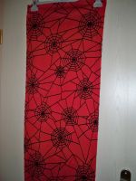 Faschingsstoff Spinne rot 150 x 100 cm neuwertig Sachsen - Mühlau Vorschau