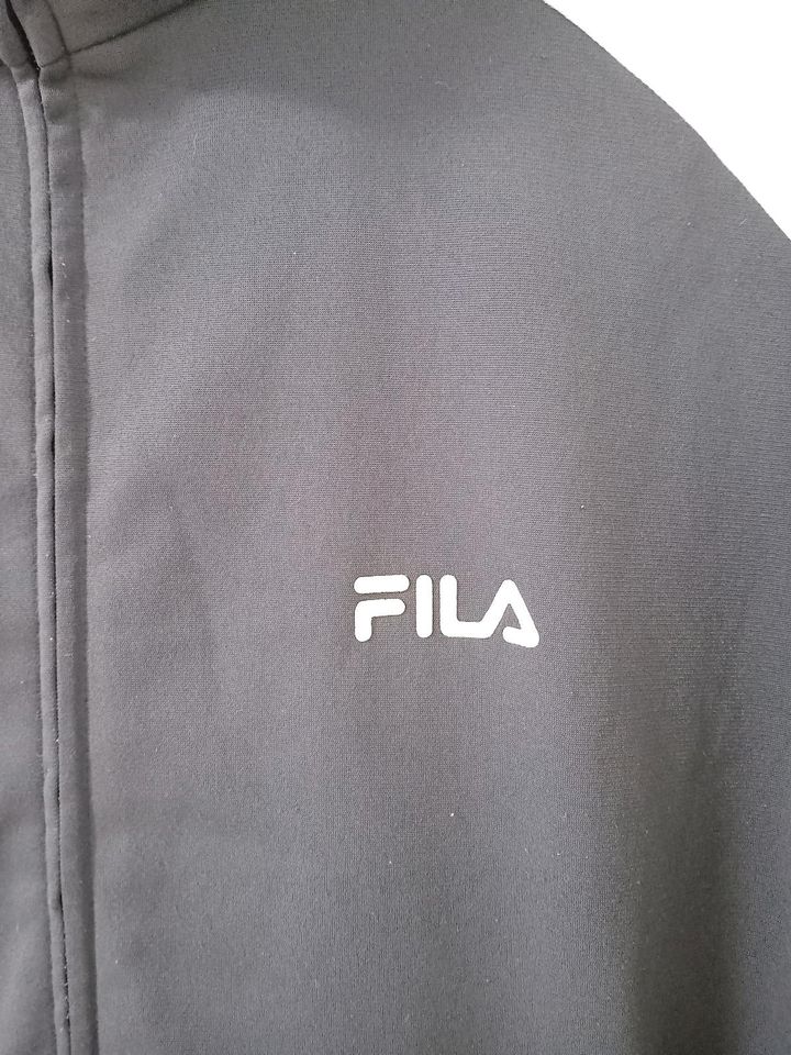 Vintage Fila Trainingsjacke Zip Gr. M / L in Düsseldorf