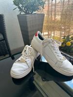 Tommy Hilfiger Schuhe Kr. Altötting - Burghausen Vorschau