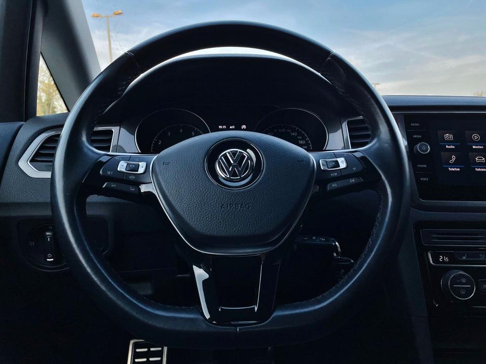 Volkswagen Golf Sportsvan #1.HAND#TÜV#SCHECKHEFT#IQ.DRIVE! in Liederbach