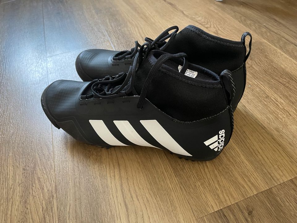 Adidas „The Gravel“ SPD Radschuh (42 2/3) in Wuppertal