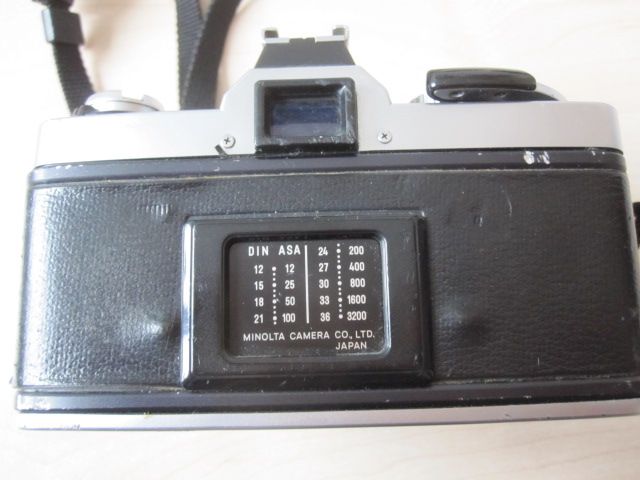 Minolta XG9 analoge Spiegelreflexkamera mit Objektiven in Haimhausen