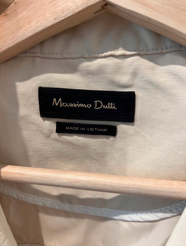 Massimo Dutti Damen Jacke mit Kapuze in München