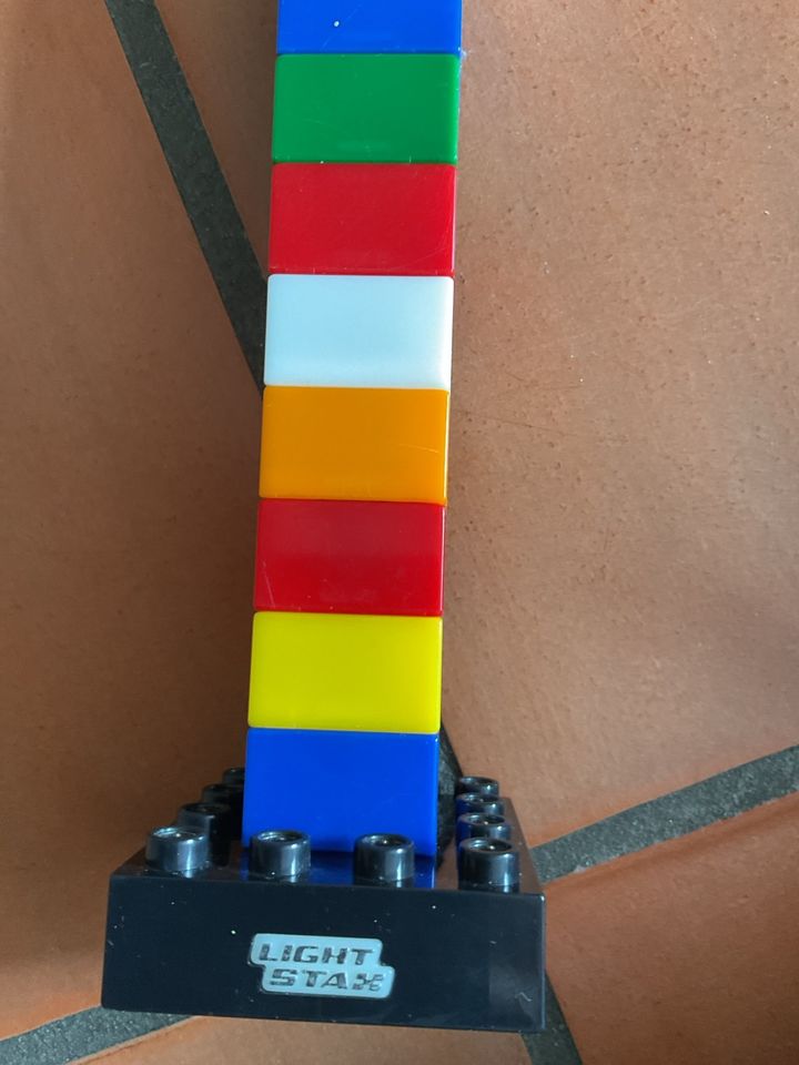 Lego, Stax mit Batterie und 20 Lichtbausteinen. in Neuwied