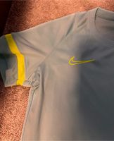 Damen Nike T-Shirt (neu) Berlin - Köpenick Vorschau