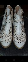 Cremefarbene StiefelettenGr 40 Köln - Köln Buchheim Vorschau