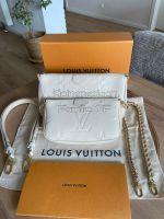 Louis Vuitton Multi Pochette Accessoires Creme Leder Empreinte Niedersachsen - Laatzen Vorschau