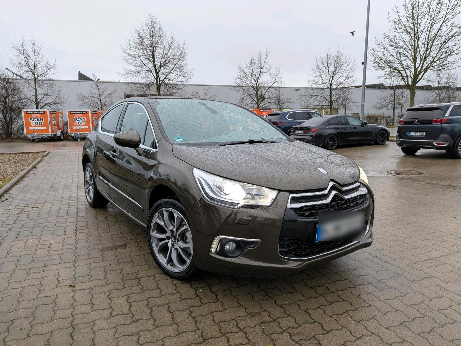 Abbildung des Autos Citroen DS4 2.0 HDi  Bi-…
