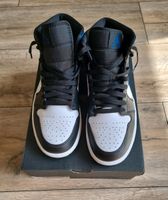 Nike Air Jorden 1 MID Gr.43 neuwertig weiß blau schwarz Brandenburg - Mühlenbecker Land Vorschau