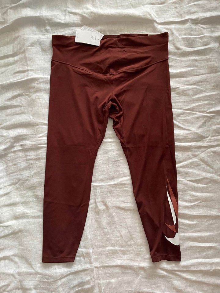 Nike Sportleggings Gr. 1X, 2X oder 3X Neu braun 7/8 Länge in Hamm