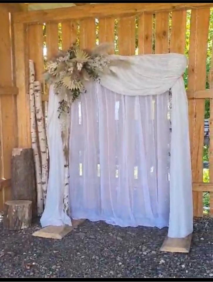 Traubogen/ Fotoboxhintergrund für Hochzeit/ Geburtstag - Verleih in Hirschaid