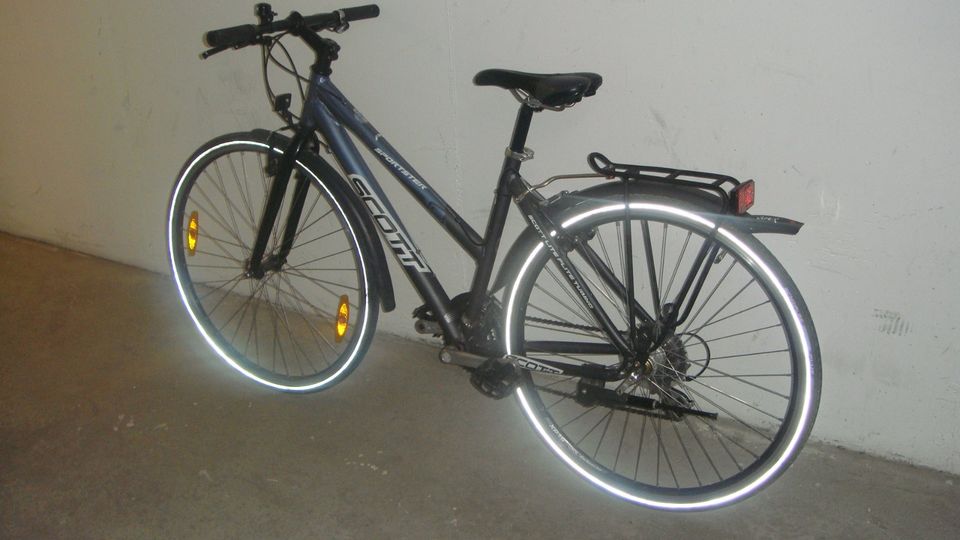 Fahrrad SCOTT Sportster, Schwarz-Grau, 28 Zoll Räder, Shimano Sch in Konstanz