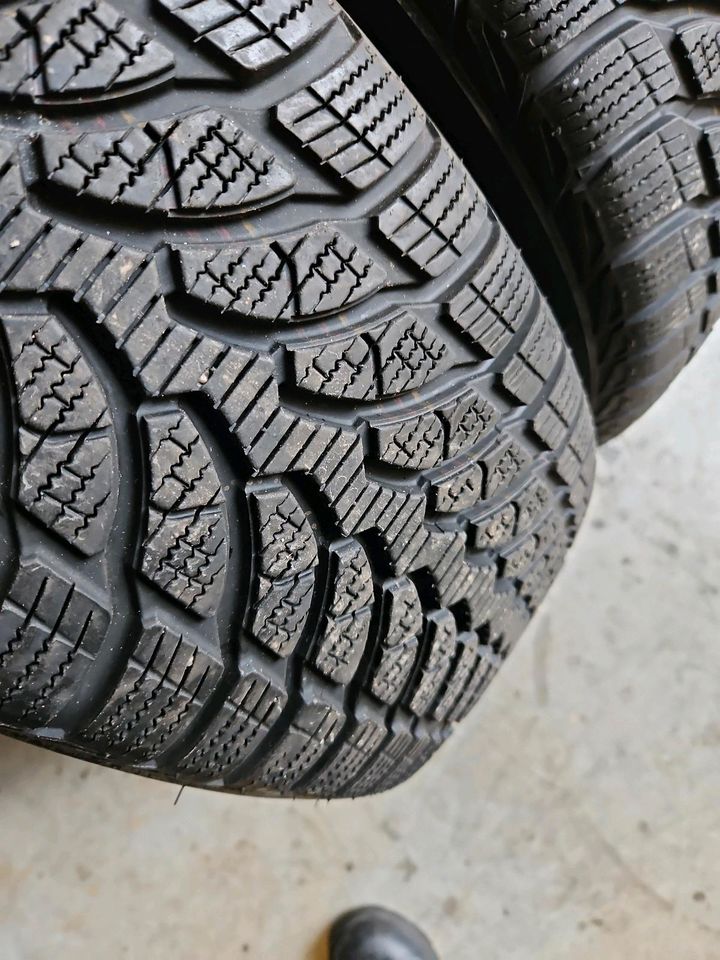 4x 205 60 R16 82H Bridgestone Winterreifen in Stuttgart