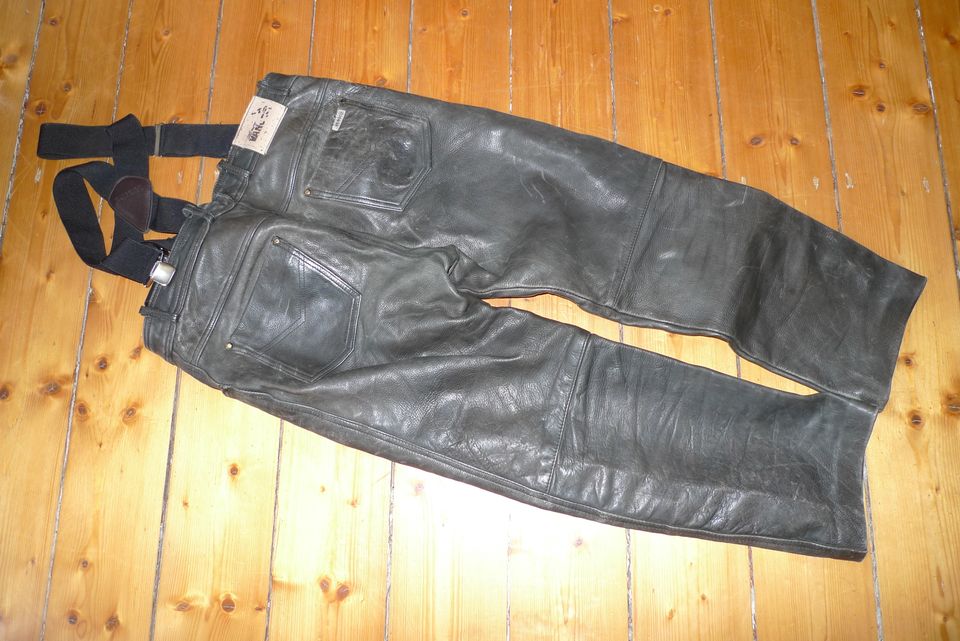 VANUCCI - Biker-Lederhose + Träger, Gr. 52 in Berlin