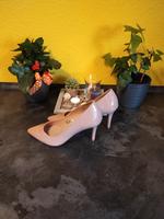 Damen Pumps High Heels in Beige / Lack. Bayern - Küps Vorschau