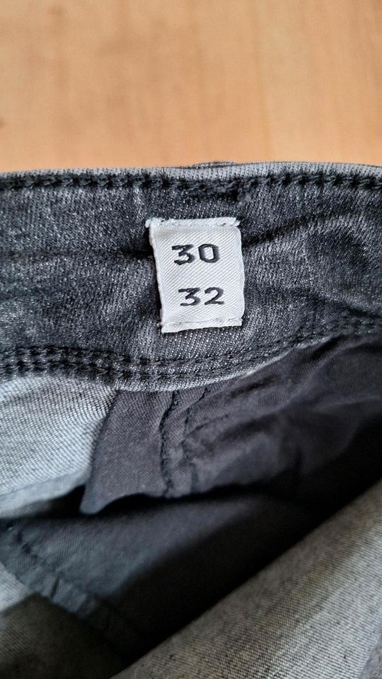 Graue Jeans von Jack&Jones in Kirchtimke