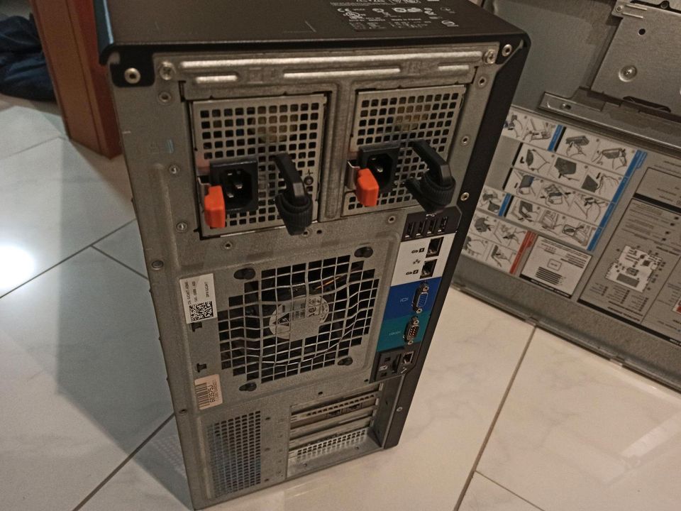 Dell PowerEdge T310 Server - Noctua Lüfter - 4TB HDDs in Mülheim (Ruhr)