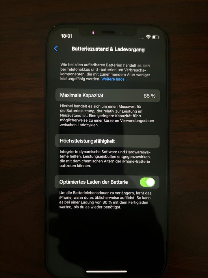 iPhone 12 64GB schwarz in Berlin