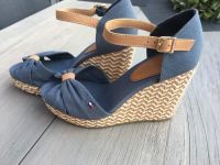 Tommy Hilfiger Wedges Sandalen mit Absatz 37 neu Nordrhein-Westfalen - Moers Vorschau