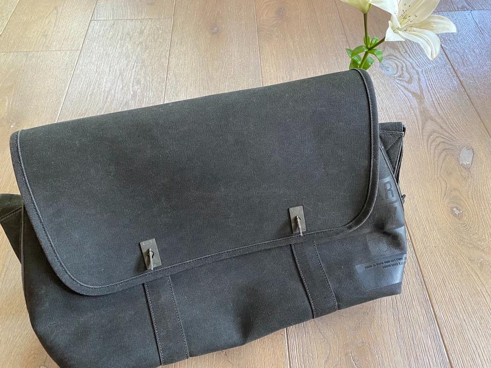G star messenger bag hotsell