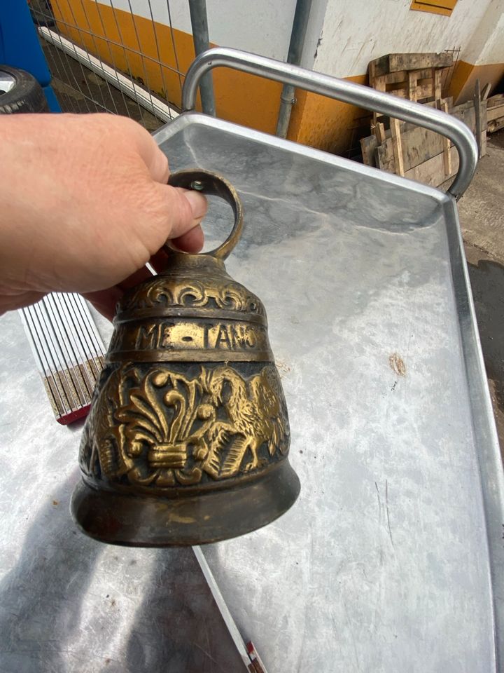 Schöne Handglocke Messing in Löhne