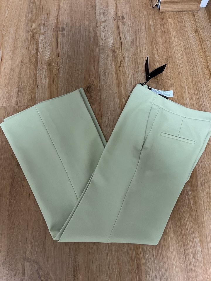 Massimo Dutti Hose grün Mint 34 XS neu in Düsseldorf