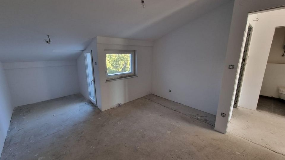 Kroatien, Crikvenica: Appartement im obersten Stockwerk nahe dem Meer - Immobilie A2253 in Rosenheim