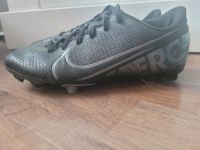 ❤️ Nike Mercurial Fussball Schuhe schwarz Gr. 34 Hessen - Rosbach (v d Höhe) Vorschau