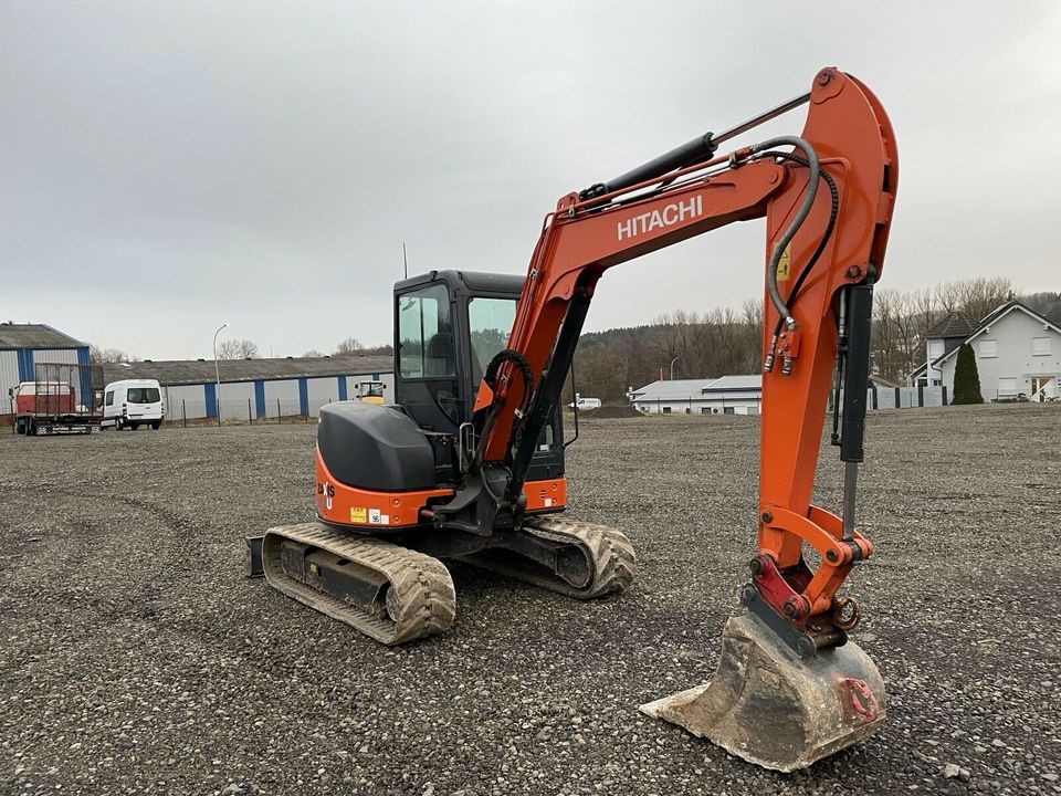 Minibagger Hitachi ZX52U 5t  Bagger Mieten Vermietung Verleih K&K in Mücke